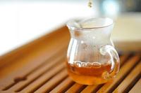 瓷质茶具冲泡茯砖茶【教程】