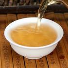 安吉白茶是一种特殊的白叶茶品种