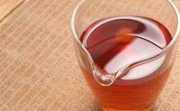 首乌三地茶具有滋阴养气、补肾固精的功效