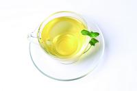 竹橘茶具有清热和中止呕功效