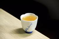 为什么普洱茶很少做成散茶？