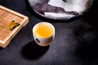 陈年普洱茶应该如何醒茶？