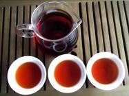 普洱茶的香气和鲜叶的采摘有什么关系？