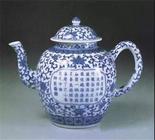 清代皇帝用过的茶具：“青花开花御制诗文茶壶”（九）
