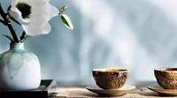 冬天喝黑茶不仅能消除油腻，还可清扫血脂，防止肥胖