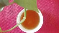 如何辨别红茶中是否有人工添加剂？
