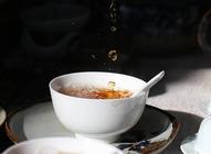 红茶的两种饮法区分红茶杯饮法和壶饮法