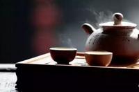 喝普洱茶时的气味和茶的优劣有什么关系