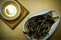 该如何区分普洱茶的新老、生熟、干湿