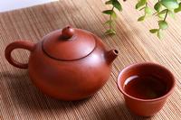 陈年老黑茶：一杯被誉为能喝的老古董