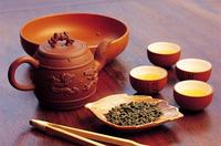 黑茶冲泡茶具有讲究紫砂壶盖碗选哪个