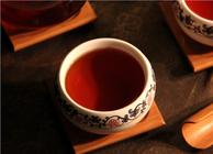 安化黑茶饮用方法是什么要选择大气的茶具