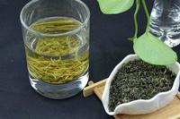 绿茶和红酒有同样的功效：喝绿茶可预防感冒