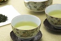 喝绿茶的三大副作用女性喝绿茶需谨慎