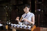学茶艺做个优雅“茶女人”