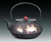 日本老铁壶正在改变被紫砂壶所垄断的茶具拍场