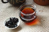普洱熟茶渥堆发酵中茶多酚是如何转化的？