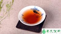 普洱茶中含有药理功效和保健功效