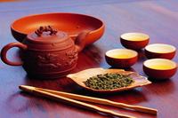 传统茶的保存方法“木炭热水瓶充气”