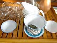 挑选海马宫茶可从五个步骤来进行鉴别