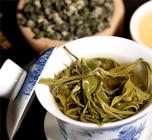 一杯竹叶青茶图片就能看出茶叶的特性