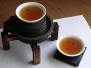 老年人适合长期饮用黑茶的原因